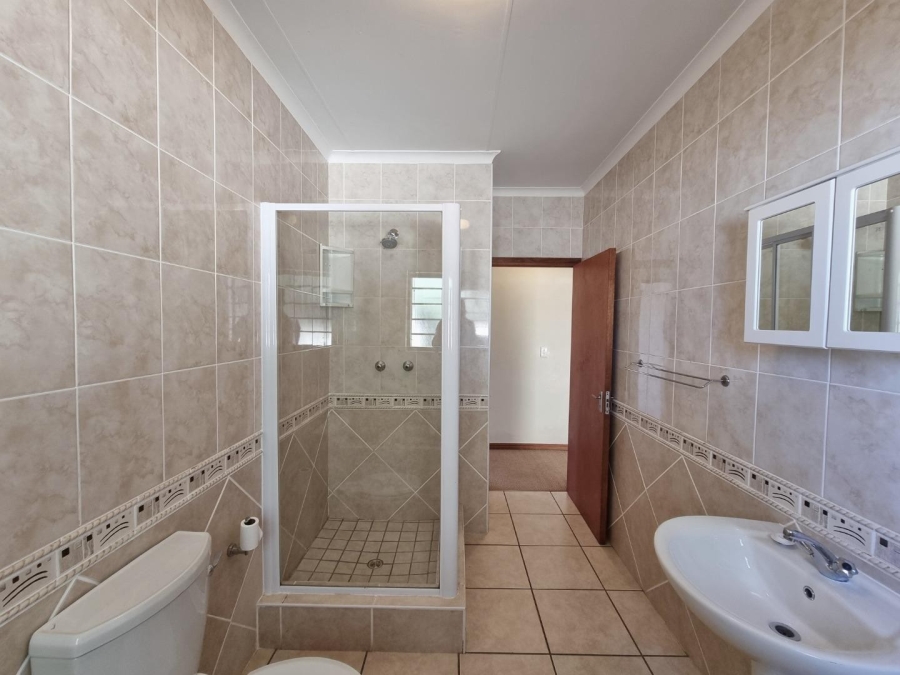 3 Bedroom Property for Sale in Sandbaai Western Cape